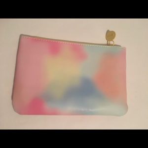 Ipsy glam bag
New 
Never Used